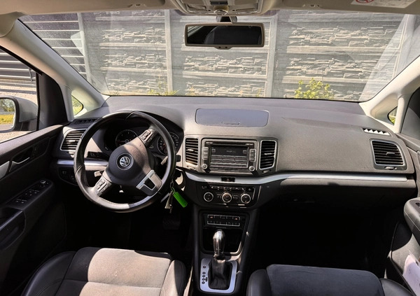 Volkswagen Sharan cena 49900 przebieg: 159979, rok produkcji 2015 z Pleszew małe 232